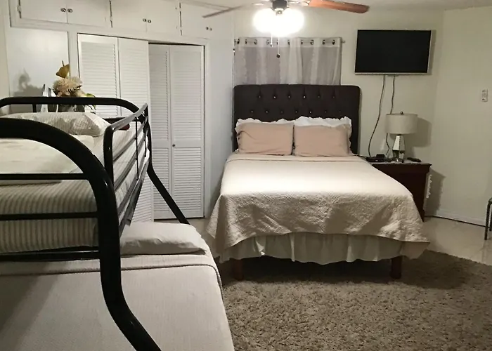 Hills Royale -ironshore Appartement *