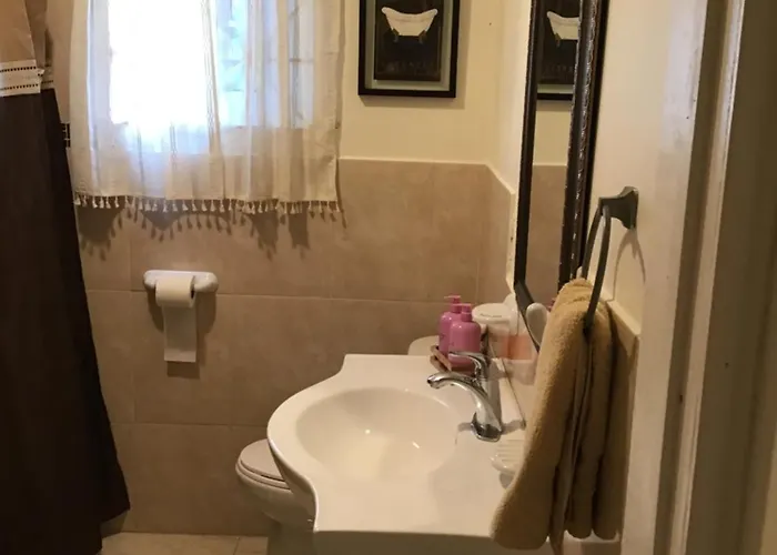 Hills Royale -ironshore * Montego Bay